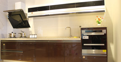 橱柜不锈钢门板要怎样清洁保养？